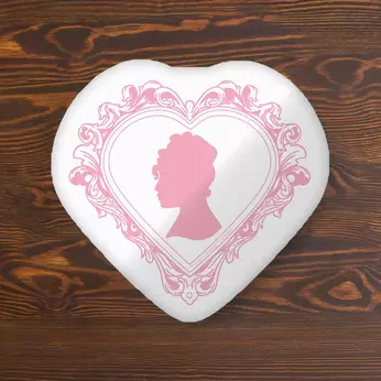 Imagem do Bridgerton Lady Whistledown Heart Pillow 0 0.00