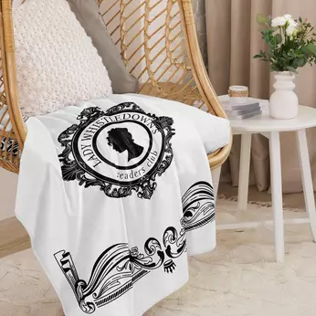 Imagem do Bridgerton Lady Whistledown Reader's Club Sherpa Blanket 0 0.00